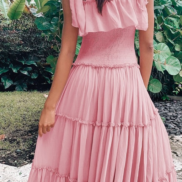 🆕 Lulu’s BOHEMIAN DUSTY PINK SMOCKED TIERED MAXI - Picture 2 of 8